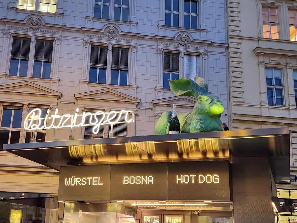 Bitzinger Würstelstand, Vienna, Austria