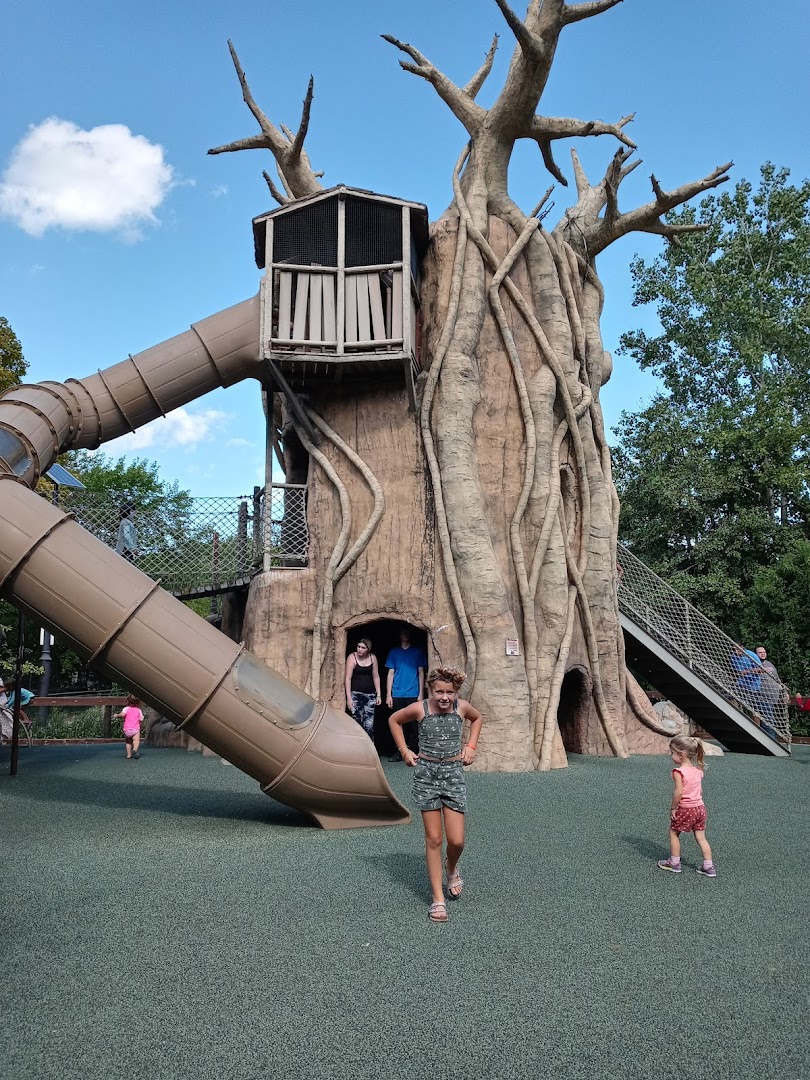 Henry Vilas Zoo, Madison, US