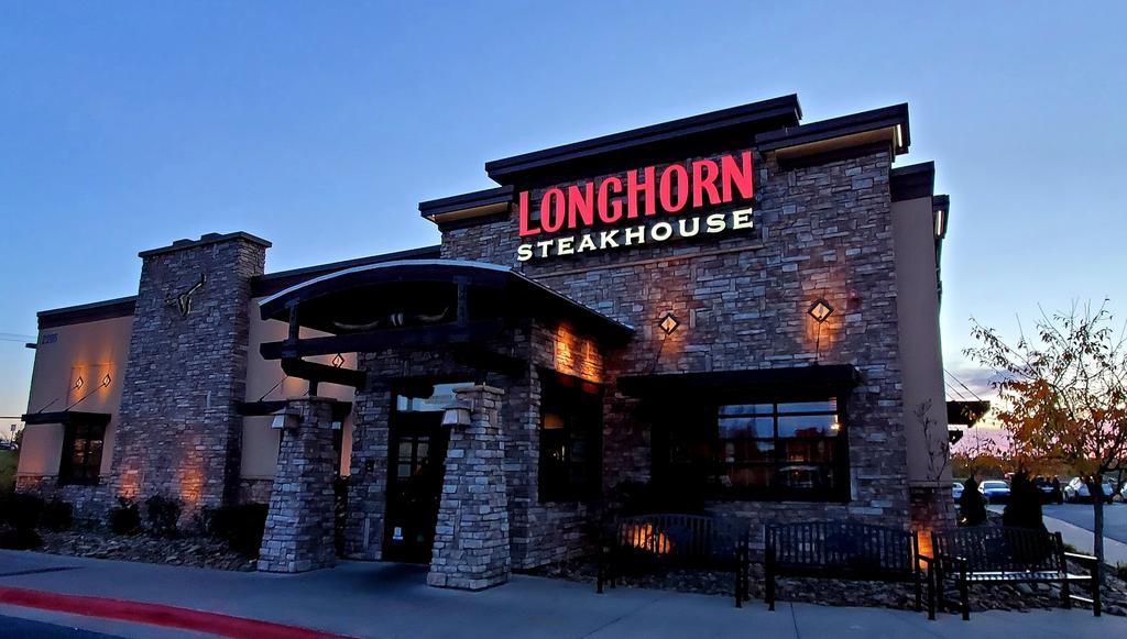 LongHorn Steakhouse, Rogers, US
